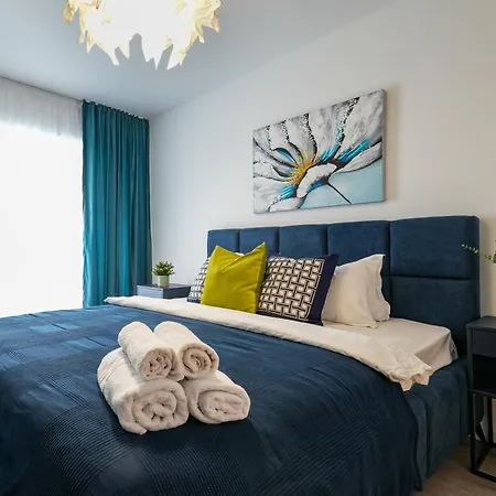 Apartman Luca - Luxury Park-view With Balcony & Parking *