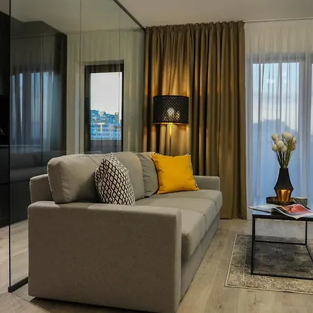 Apartament Luca - Luxury Park-view With Balcony & Parking Bukareszt