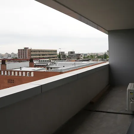 Luca - Luxury Park-view With Balcony & Parking *