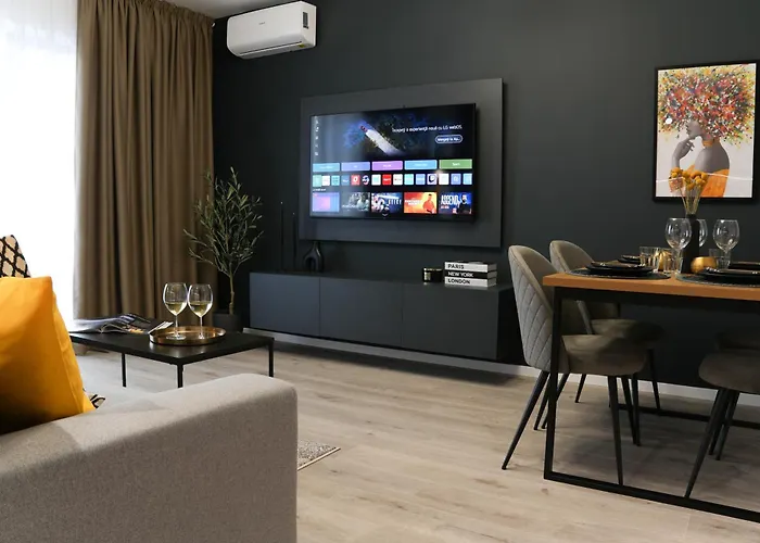 Luca - Luxury Park-view With Balcony & Parking