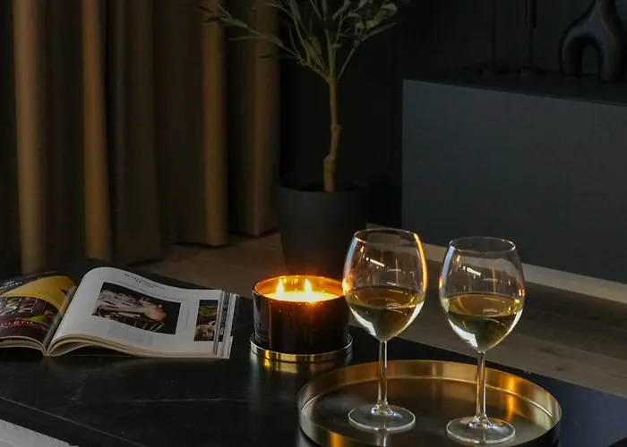 Luca - Luxury Park-view With Balcony & Parking Apartamento Bucareste