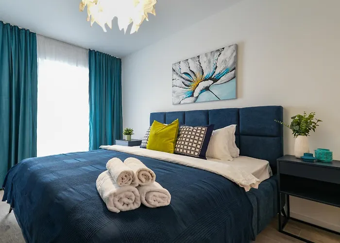 Apartament Luca - Luxury Park-view With Balcony & Parking *