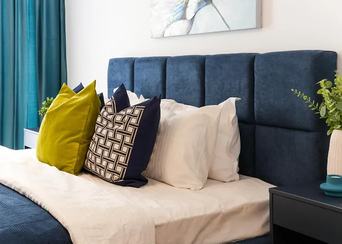 Luca - Luxury Park-view With Balcony & Parking Apartament Bucureşti